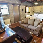 Pera Alonia Maison d'hôtes 4*