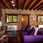Pera Alonia Maison d'hôtes