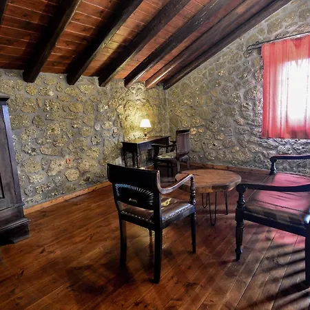 Vendégház Pera Alonia 4*