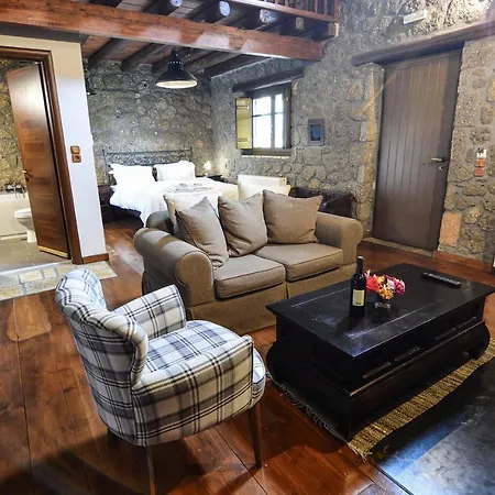 Pera Alonia Vendégház 4*