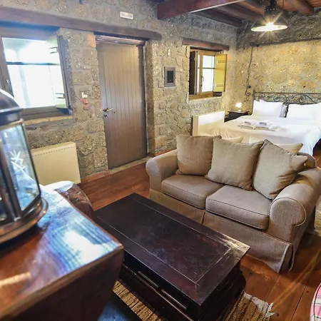 페라 알로니아 게스트하우스 4*