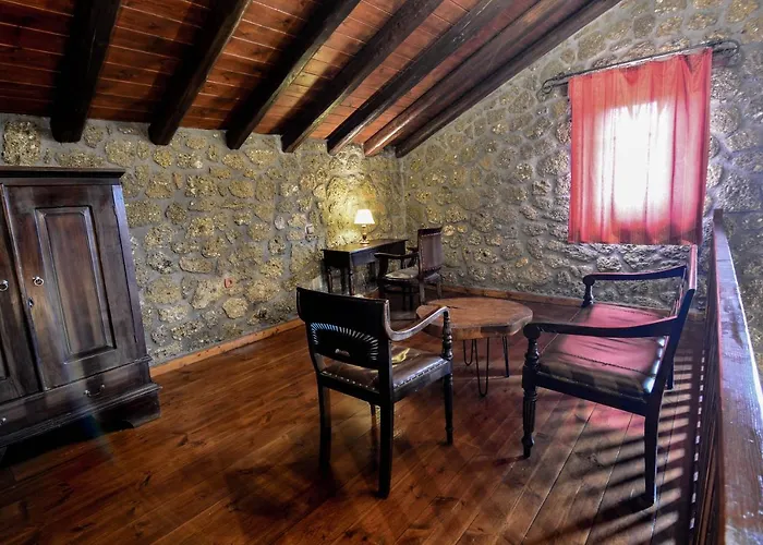 Affittacamere Pera Alonia 4*